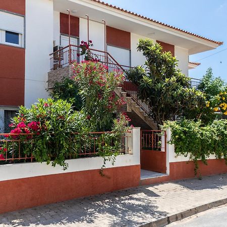 טאווירה Porta Nova Guesthouse By R-Tex מראה חיצוני תמונה