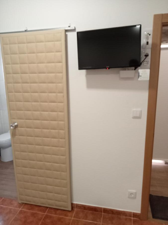 טאווירה Porta Nova Guesthouse By R-Tex מראה חיצוני תמונה
