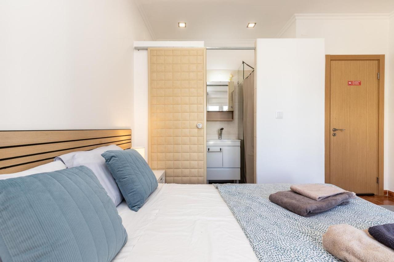 טאווירה Porta Nova Guesthouse By R-Tex מראה חיצוני תמונה