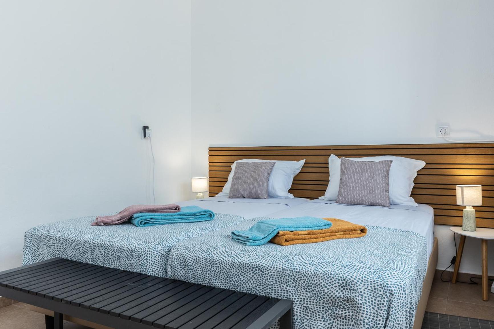 טאווירה Porta Nova Guesthouse By R-Tex מראה חיצוני תמונה